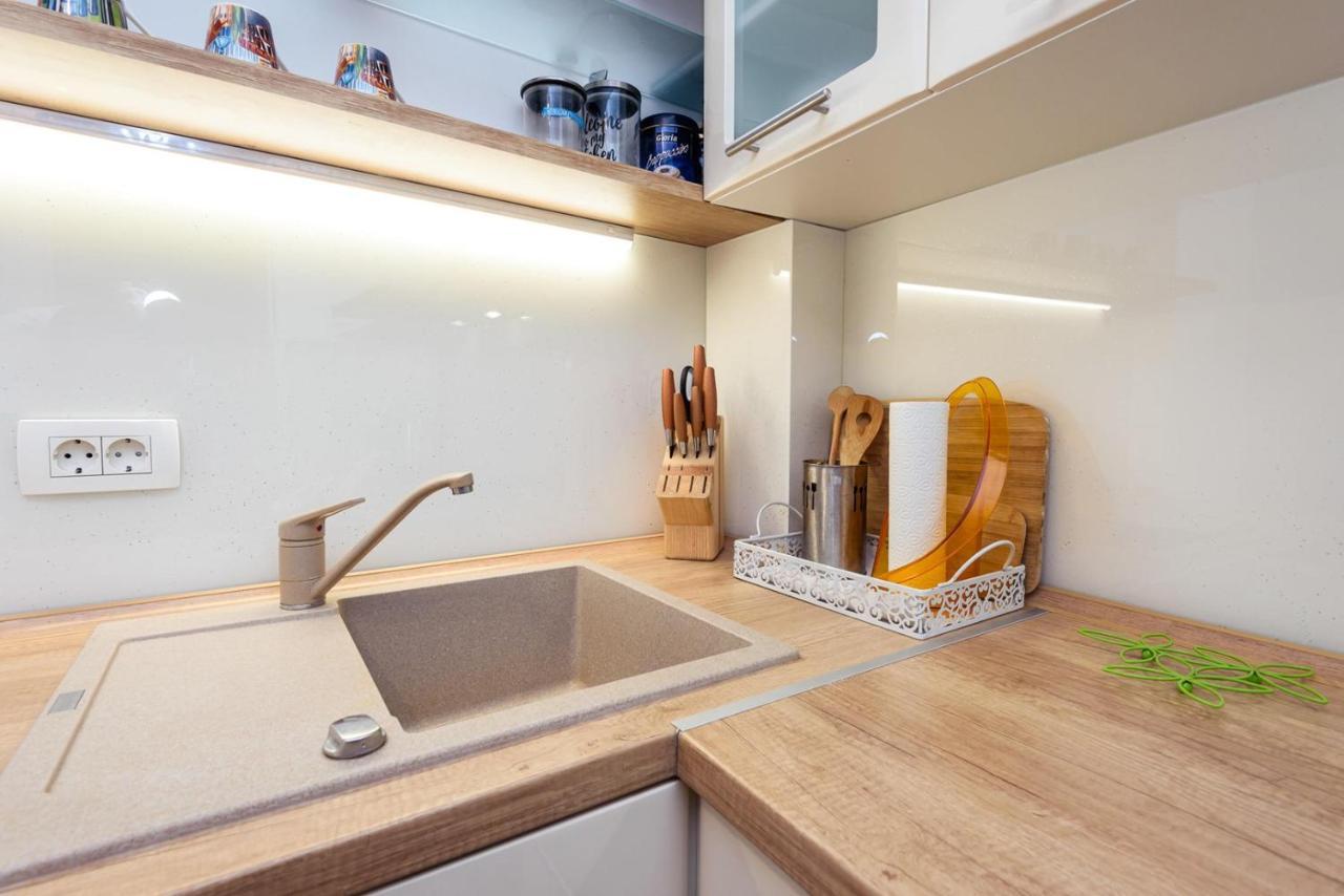 Apartment Jadranka With Sea View In Rogotin Экстерьер фото